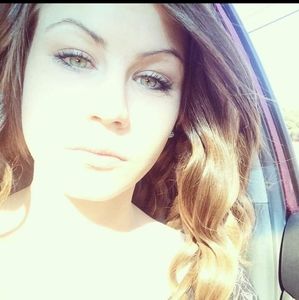 Meet your Posher, Alexandrea